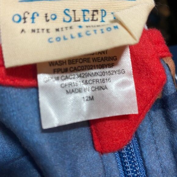 COPY - Star Wars Chewbacca Christmas Footie Pajamas -- Size 12 Months - Picture 3 of 4